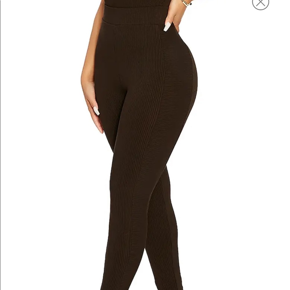 Naked Wardrobe Leggings
